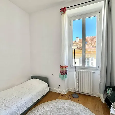 Renove Au Centre D'ajaccio, 3 Chambres, Clim, Proche Plage Et Commerces - Fr-1-61-637 Apartment *