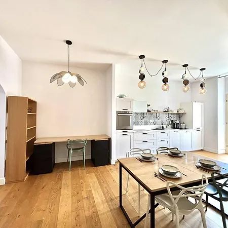 Renove Au Centre D'ajaccio, 3 Chambres, Clim, Proche Plage Et Commerces - Fr-1-61-637 Apartment *